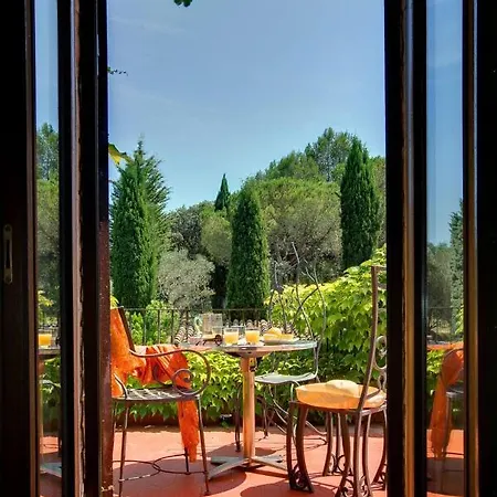 Sleeps 8 Pool Wifi Вилла